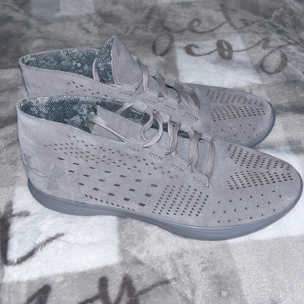 Under Armour Low Precision Womens Shoes Size 9